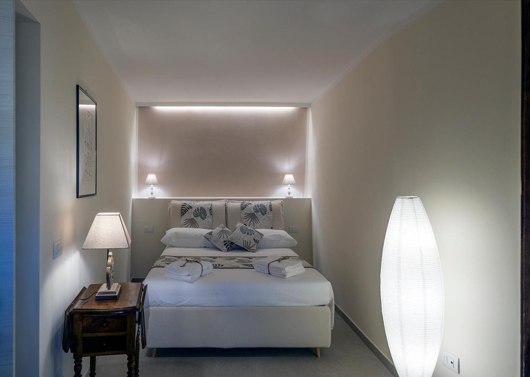 파르네세 Dimo' Re B&B 외부 사진